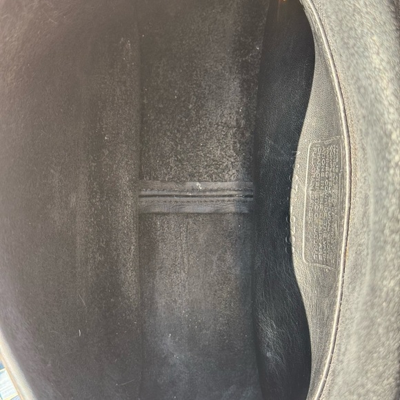 Coach Vintage 9790 City Crossbody Bag Black Natural Glove Tanned Cowhide Leather - Picture 8 of 17